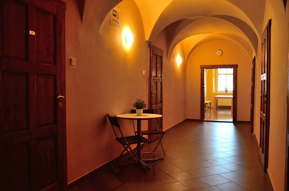 Penzion, Restaurant Gloria Chrastava Экстерьер фото